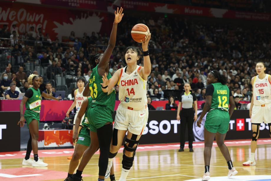 欧冠下载官网-李月汝21分韩旭14分 中国女篮首战胜马里女篮