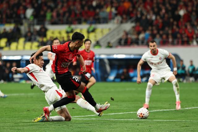 欧冠高清观看-角球定胜 蓉城2连胜